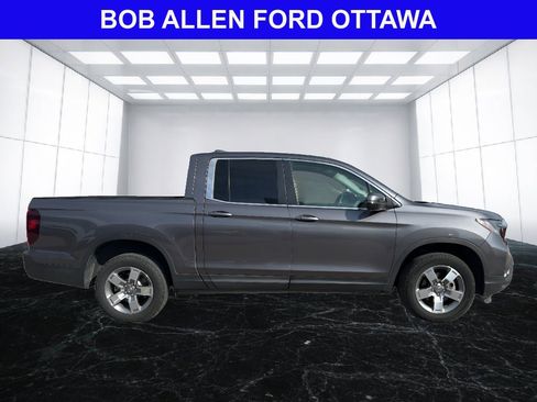 Used 2025 Honda Ridgeline RTL image 13