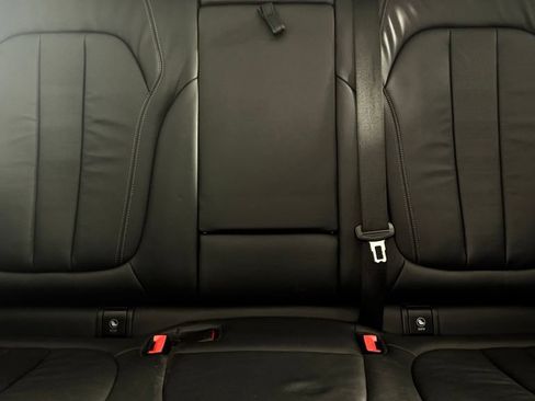 Used 2019 BMW X5 xDrive40i w/ Convenience Package AWD/4WD image 16