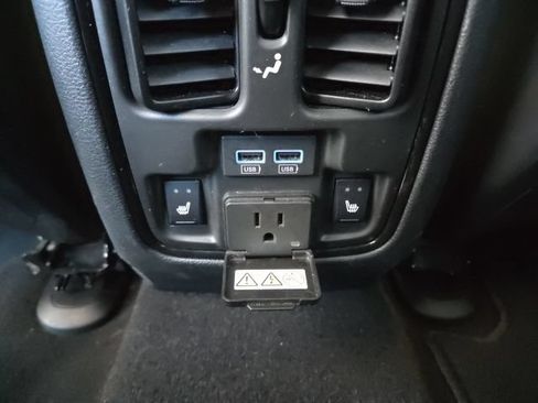 Used 2024 Dodge Durango R/T AWD/4WD image 22