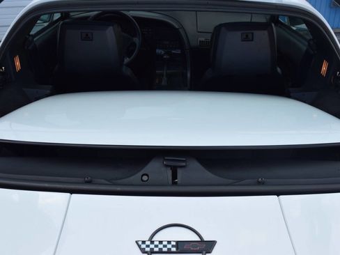 Used 1992 Chevrolet Corvette Coupe image 17