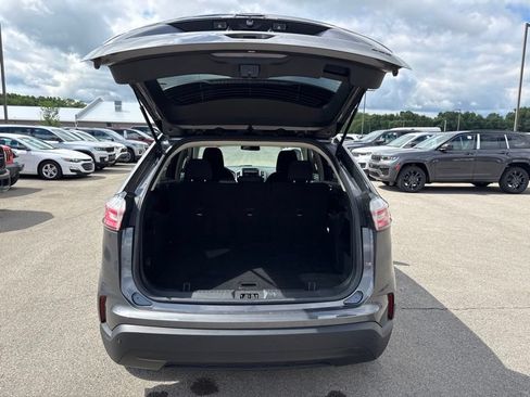 Used 2021 Ford Edge SE AWD/4WD image 9