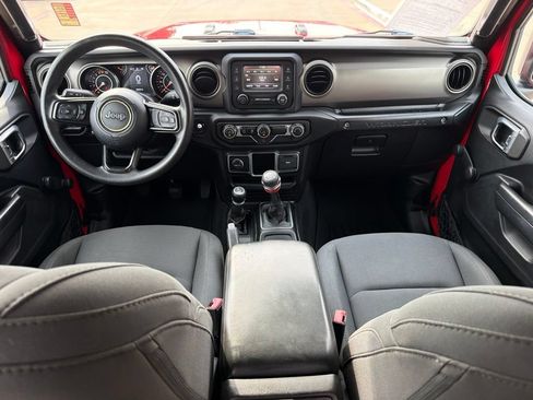 Used 2018 Jeep Wrangler Unlimited Sport AWD/4WD image 18