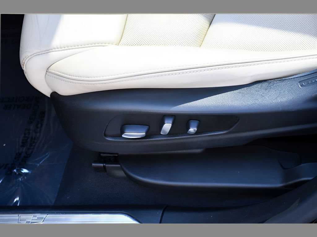 Used 2019 Cadillac XT5 Luxury FWD image 34