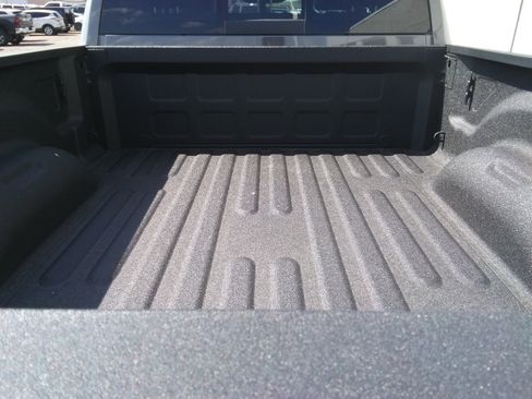 New 2026 RAM 2500 Laramie w/ Towing Technology Group image 8