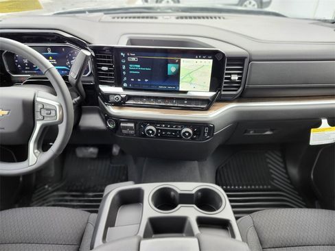New 2026 Chevrolet Silverado 1500 LT image 12