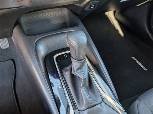 Used 2023 Toyota Corolla LE image 16