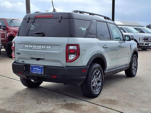 Certified 2022 Ford Bronco Sport Badlands w/ Premium Package image 2