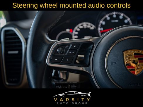 Used 2022 Porsche Cayenne Coupe w/ Premium Package image 19