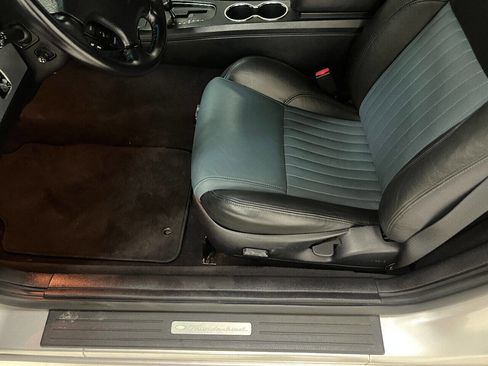 Used 2005 Ford Thunderbird Deluxe image 62