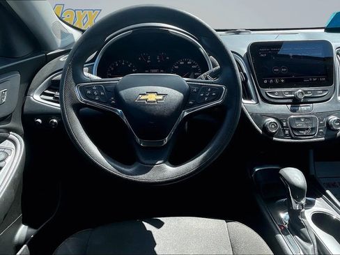 Used 2021 Chevrolet Malibu LS w/ Driver Confidence Package II FWD image 12