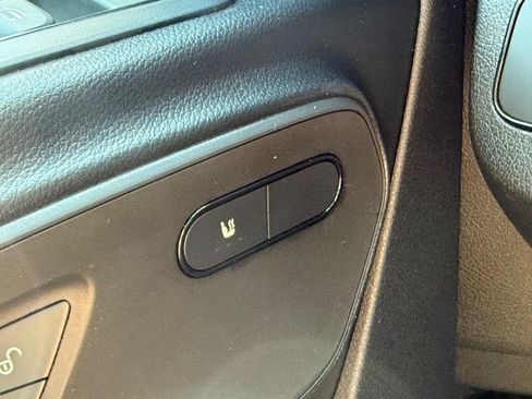 Used 2025 Mercedes-Benz Sprinter 2500 image 18