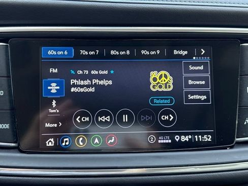 Used 2020 Buick Enclave Premium w/ Sun and Sites Package AWD/4WD image 15