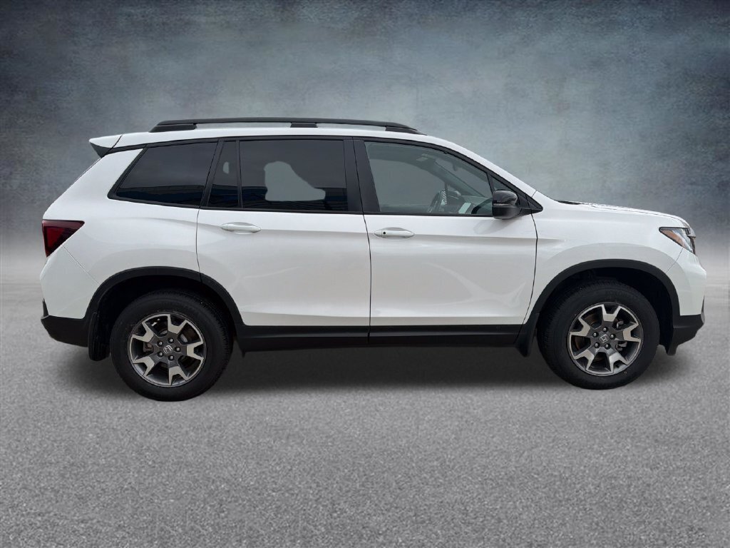 Certified 2023 Honda Passport TrailSport image 7