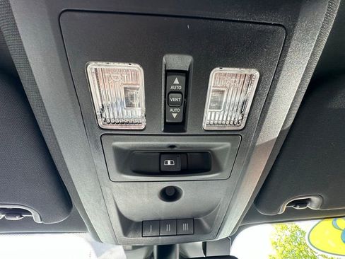 Used 2018 RAM 1500 Limited AWD/4WD image 30