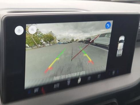 New 2025 Ford Maverick XL w/ Equipment Group 101A image 32