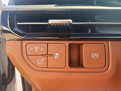 New 2026 Kia Sportage X-Line w/ X-Line Technology Package image 28