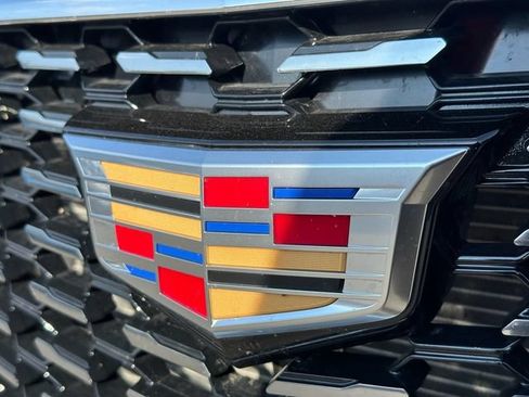 Used 2025 Cadillac XT5 Premium Luxury AWD/4WD image 9