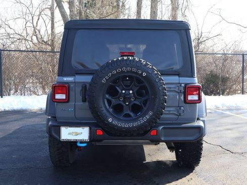Used 2023 Jeep Wrangler Unlimited w/ Cold Weather Group image 6