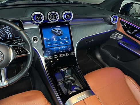 Used 2023 Mercedes-Benz GLC 300 4MATIC image 43