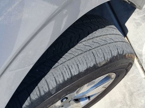 Used 2016 Subaru Forester 2.5i w/ Alloy Wheel Package AWD/4WD image 10