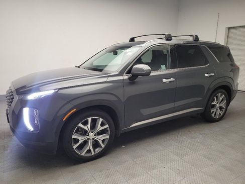 Used 2021 Hyundai Palisade SEL w/ Premium Package FWD image 2