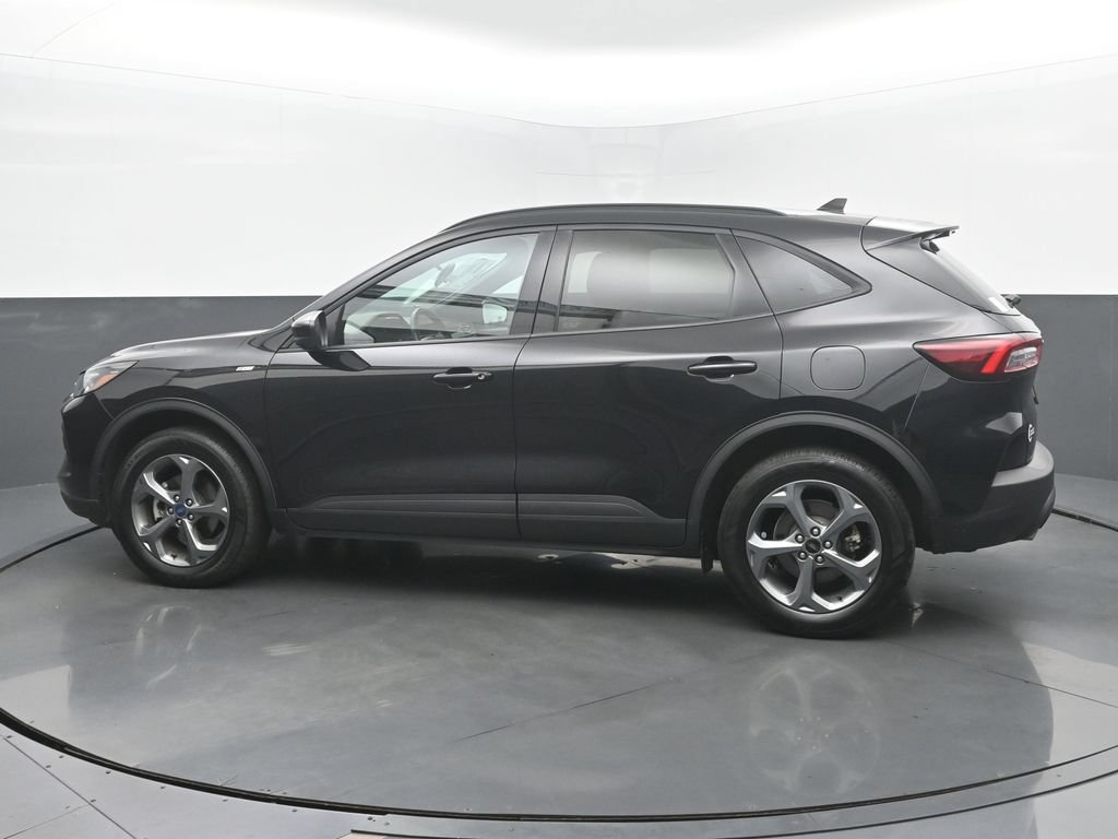 Used 2025 Ford Escape ST-Line Select AWD/4WD image 3