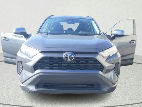 Used 2024 Toyota RAV4 XLE FWD image 9