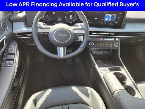 New 2025 Hyundai Sonata Limited image 2