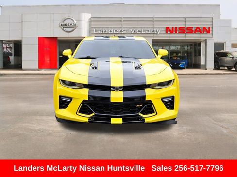 Used 2018 Chevrolet Camaro SS RWD image 2