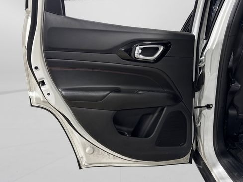 Used 2025 Jeep Compass Trailhawk w/ Trailer Tow Group image 36