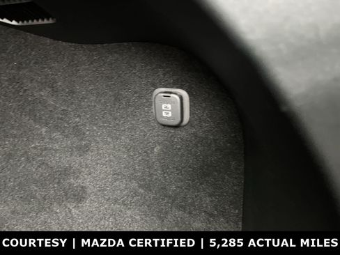 Used 2025 MAZDA CX-5 Signature AWD/4WD image 32