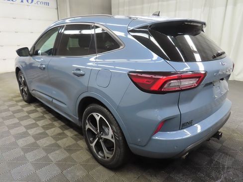 Used 2023 Ford Escape ST-Line Elite w/ Premium Technology Package image 5