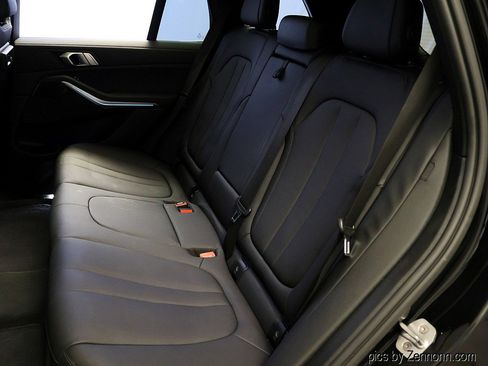 Used 2021 BMW X5 xDrive45e w/ Parking Assistance Package image 13