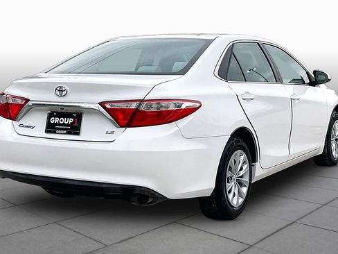 Used 2017 Toyota Camry LE FWD image 13