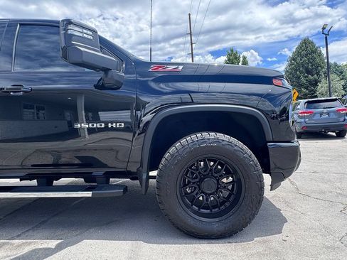 Used 2025 Chevrolet Silverado 3500 LTZ w/ LTZ Plus Package AWD/4WD image 10