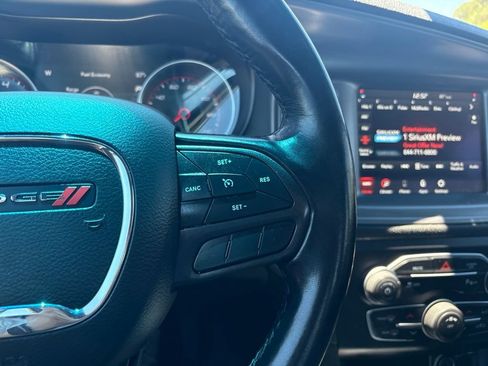 Used 2023 Dodge Charger SXT RWD image 18