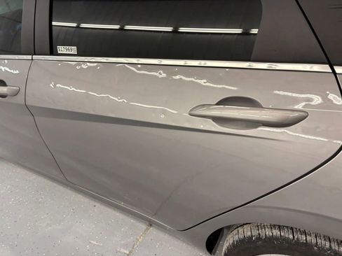 Used 2023 Hyundai Elantra Limited image 21