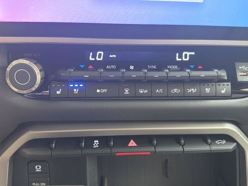 New 2026 Toyota Tundra Limited AWD/4WD image 20