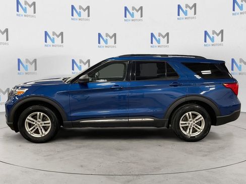 Used 2020 Ford Explorer XLT w/ Equipment Group 202A image 2