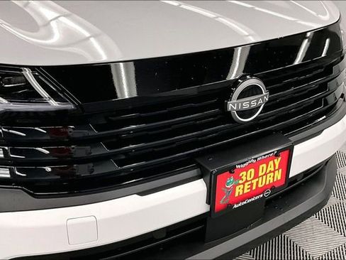 New 2026 Nissan Kicks SV image 15