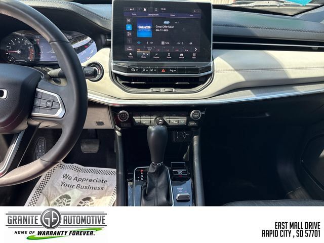 Used 2023 Jeep Compass Limited AWD/4WD image 18