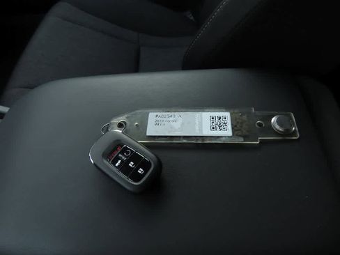 Certified 2023 Honda Accord LX image 23