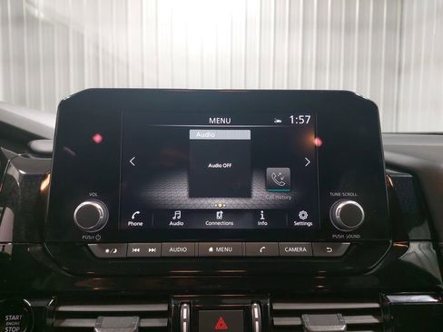 Used 2025 Nissan Pathfinder Rock Creek image 24