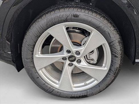 Used 2025 Audi Q5 Premium Plus w/ Premium Plus AWD/4WD image 9