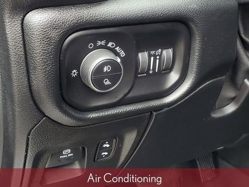 Used 2020 RAM 1500 Laramie w/ Sport Appearance Package AWD/4WD image 19
