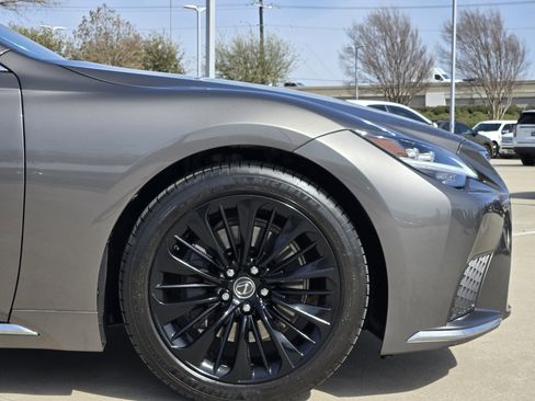 Used 2021 Lexus LS 500 w/ Accessory Package (Z2) image 8