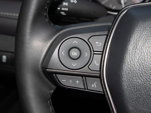 Used 2023 Toyota Camry SE image 25