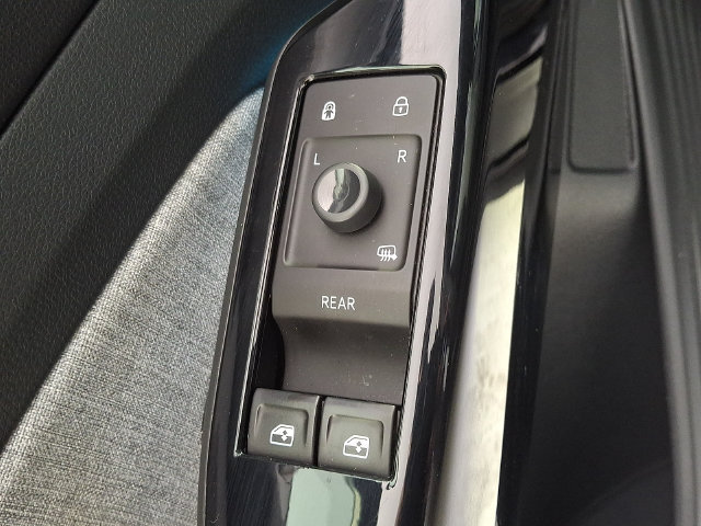 Used 2023 Volkswagen ID.4 Pro RWD image 30