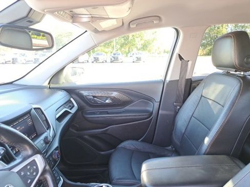 Used 2020 GMC Terrain SLT image 14