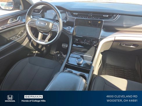 Used 2022 Jeep Grand Cherokee L Laredo w/ Luxury Tech Group I image 27